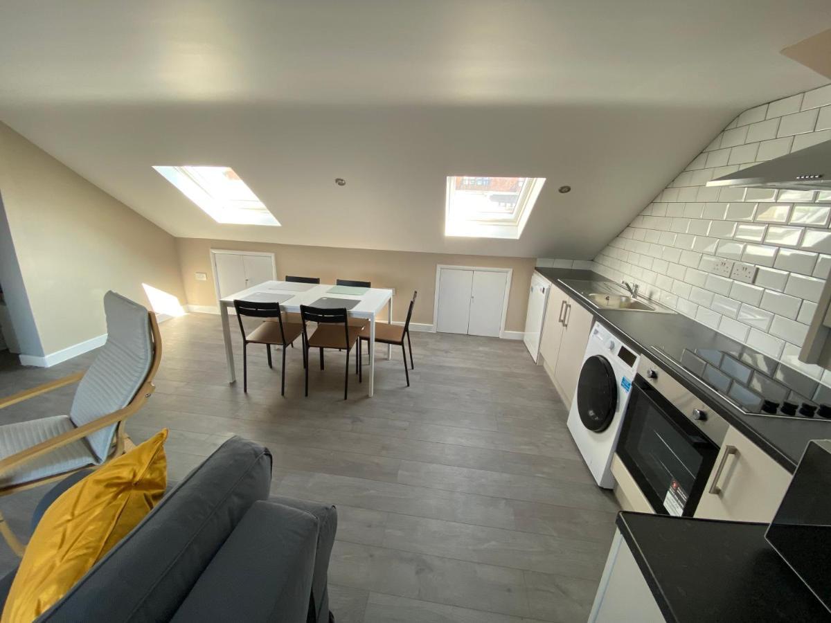Stunning 1 Bedroom Flat In Wood Green London Eksteriør billede